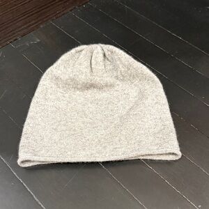 Cozy Gray Knit Beanie Cashmere